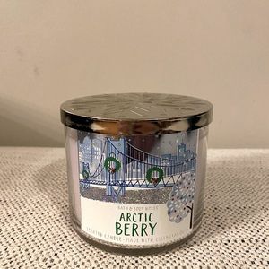 Bath & Body Works Arctic Berry Scented 3-Wick Candle